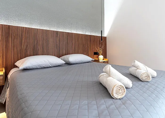 Elysian A2 Karpathos Town (Pigadia)